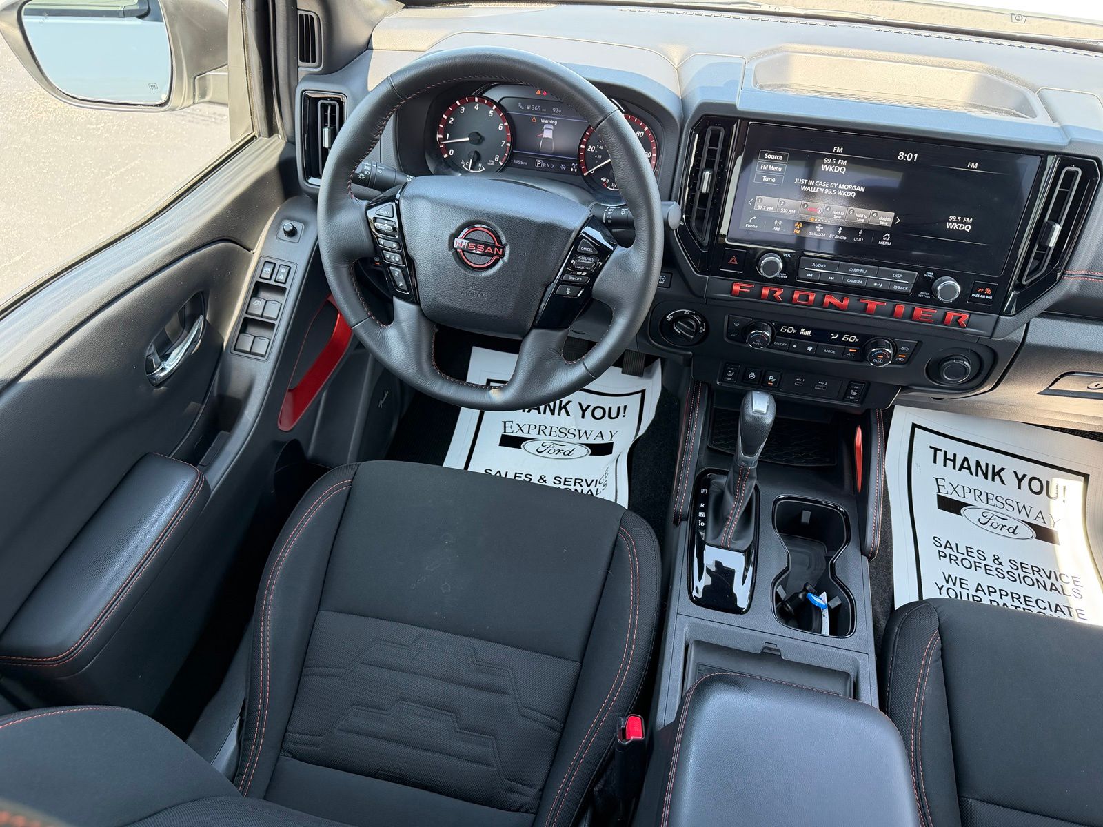 2025 Nissan Frontier image 13