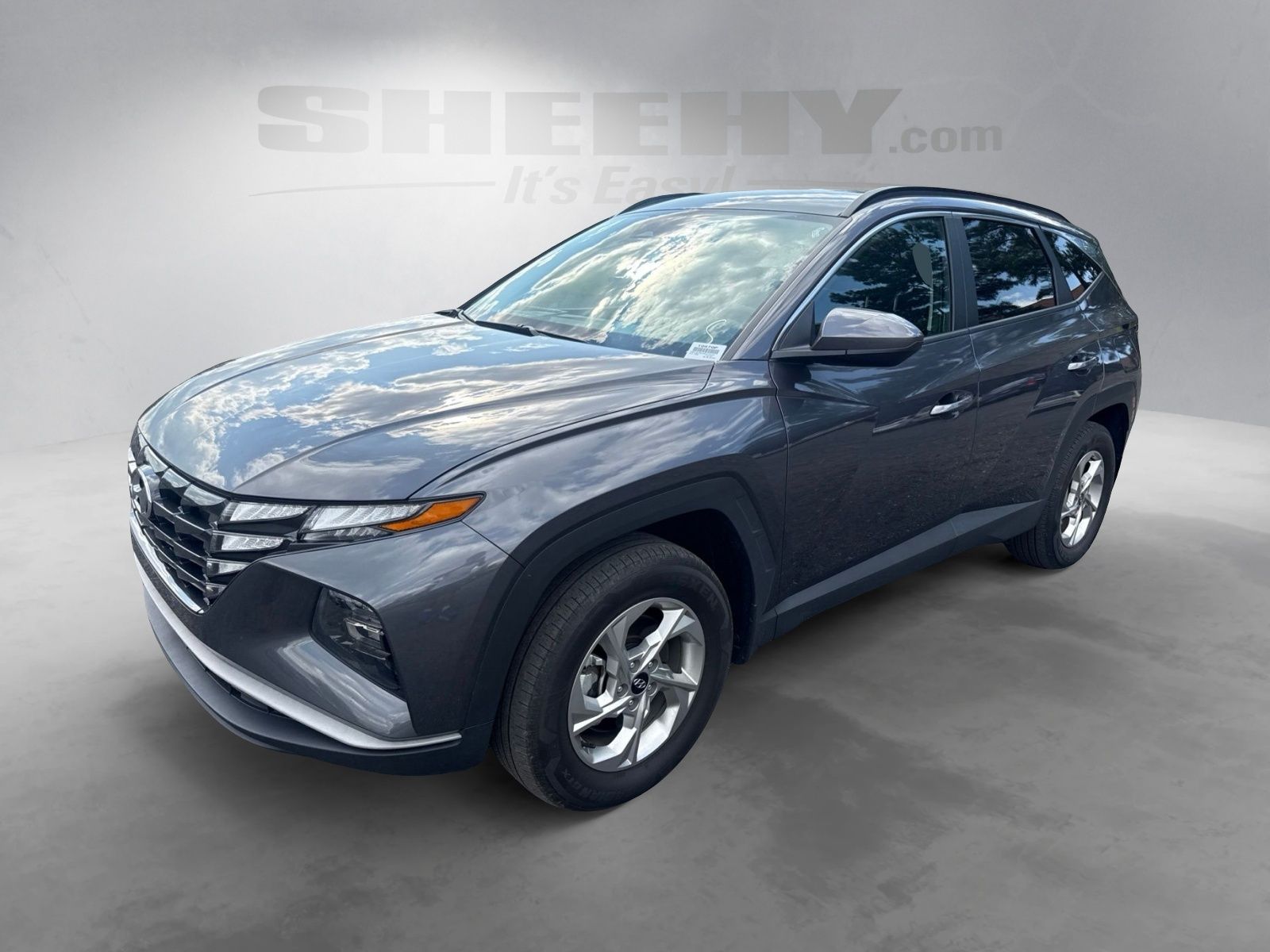 Used 2024 Gray Hyundai SEL image 18