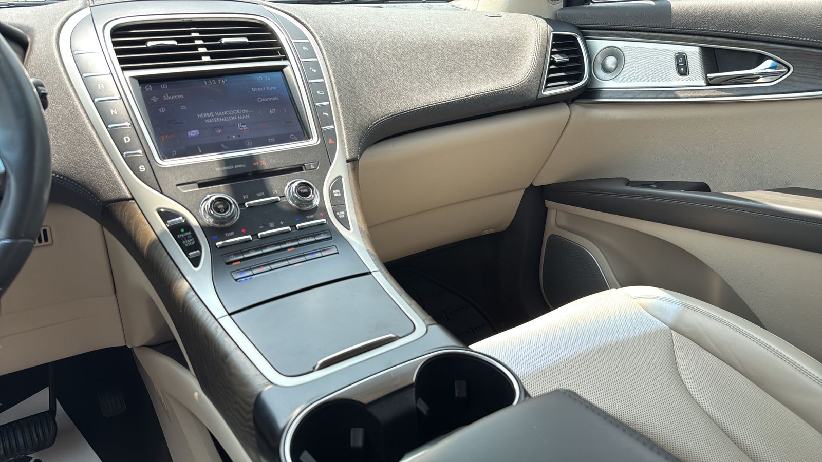 Used Car 2020 Lincoln Nautilus  Reserve For Sale Under $30,000 In Austin, Texas