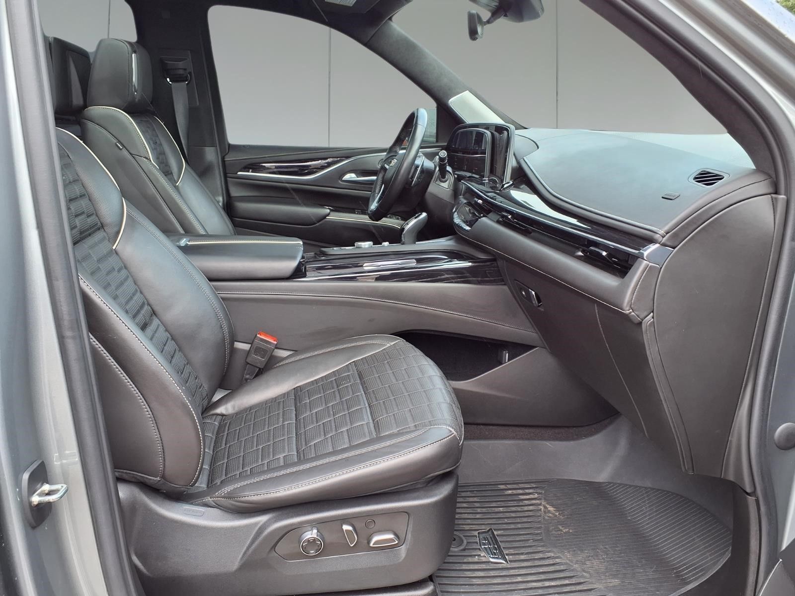 2023 Cadillac Escalade ESV V-Series Silver at Bayway Cadillac Southwest