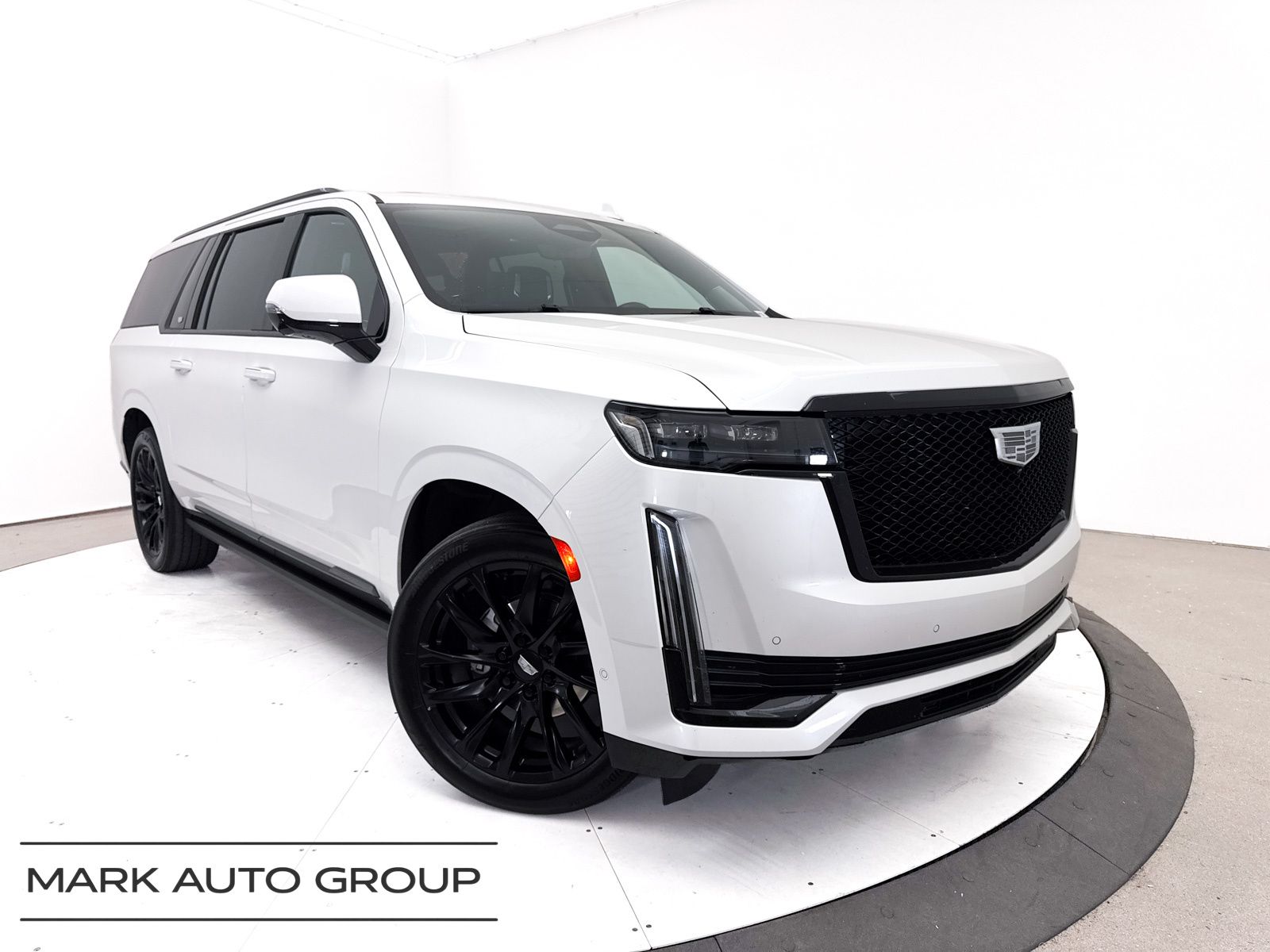 2023 Cadillac Escalade ESV Sport Platinum