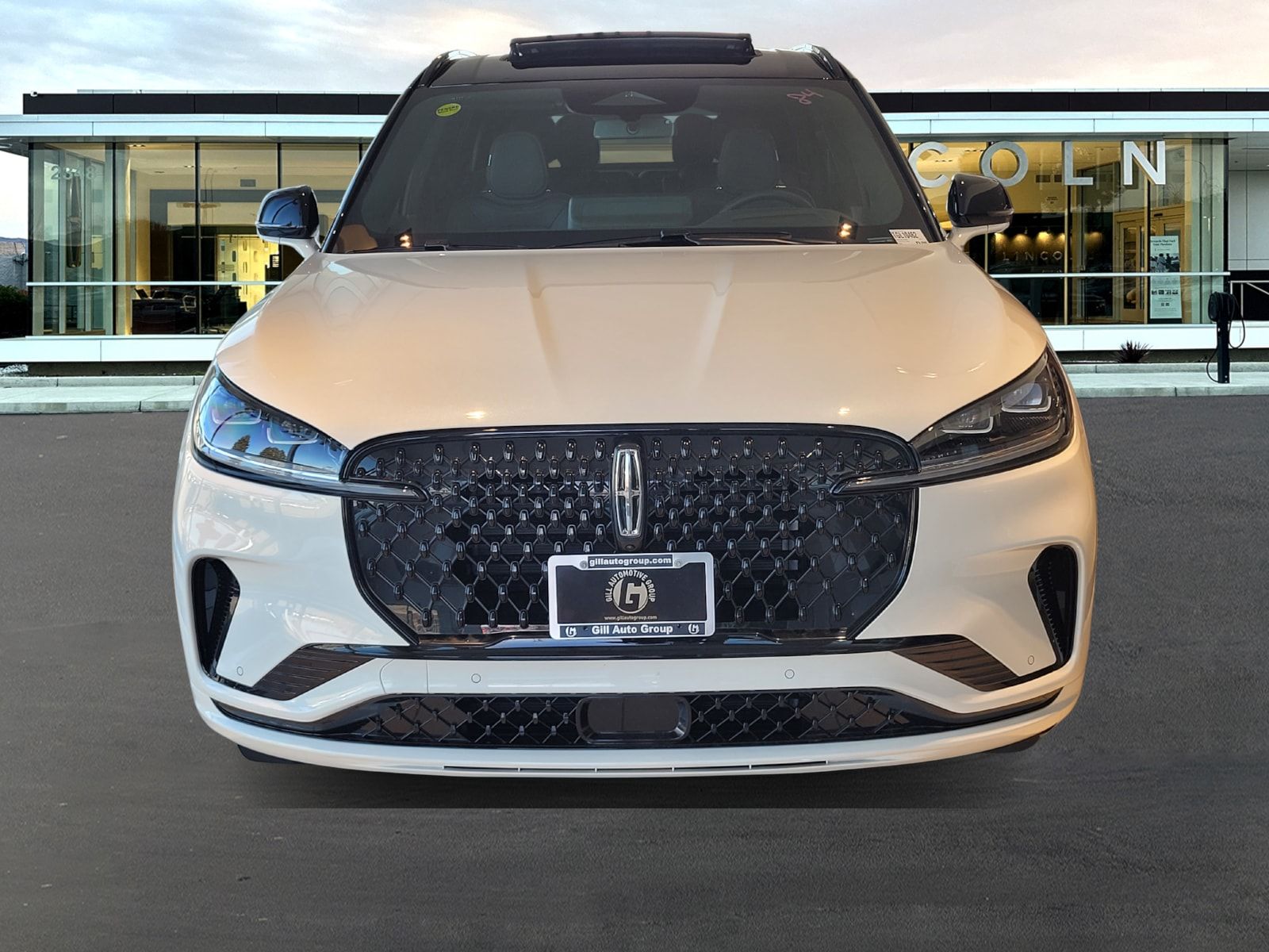 New 2026 White Lincoln Black Label image 2