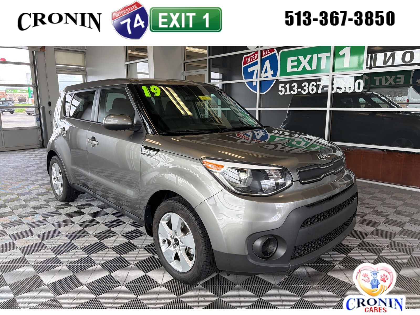 Titanium Gray 2019 Kia Soul Base FWD Wagon Front-Wheel Drive 6-Speed Automatic