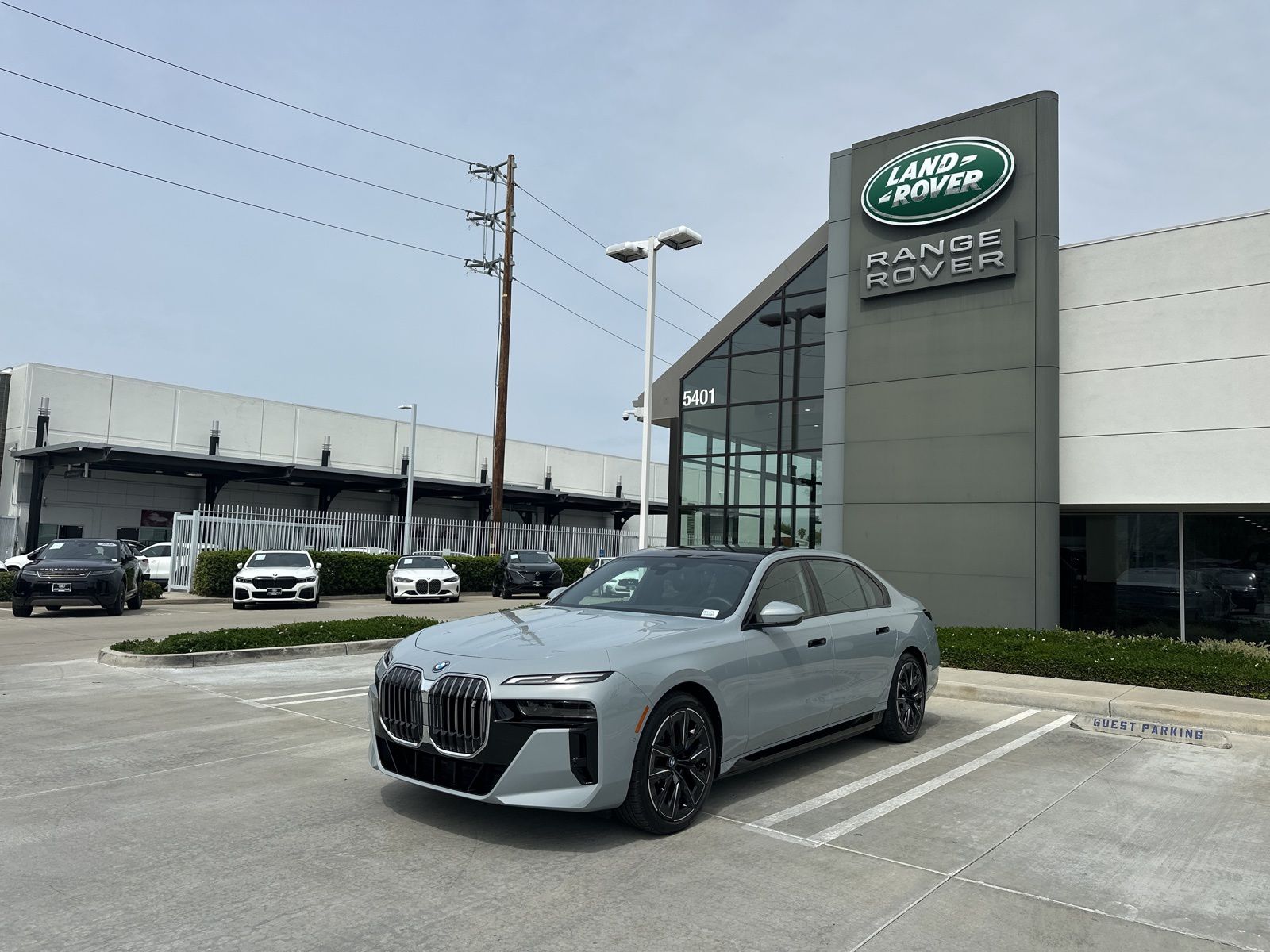 Brooklyn Gray Metallic 2024 BMW i7 xDrive60 AWD Sedan All-Wheel Drive Automatic