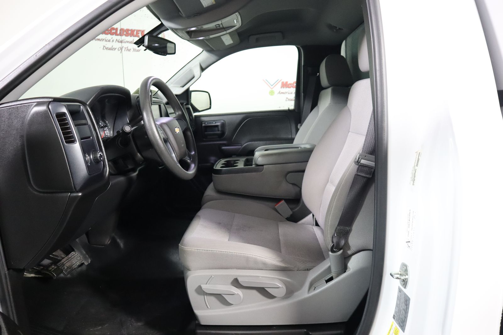 2017 Chevrolet Silverado 1500 WT photo
