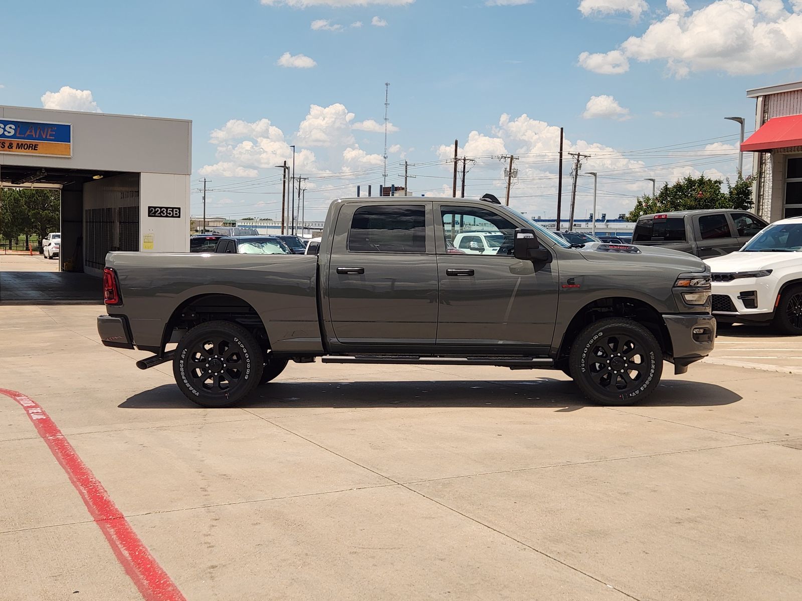 View vehicle photo 7