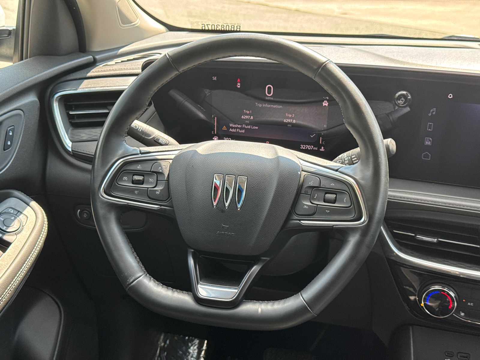 2024 Buick Encore GX Sport Touring photo 18