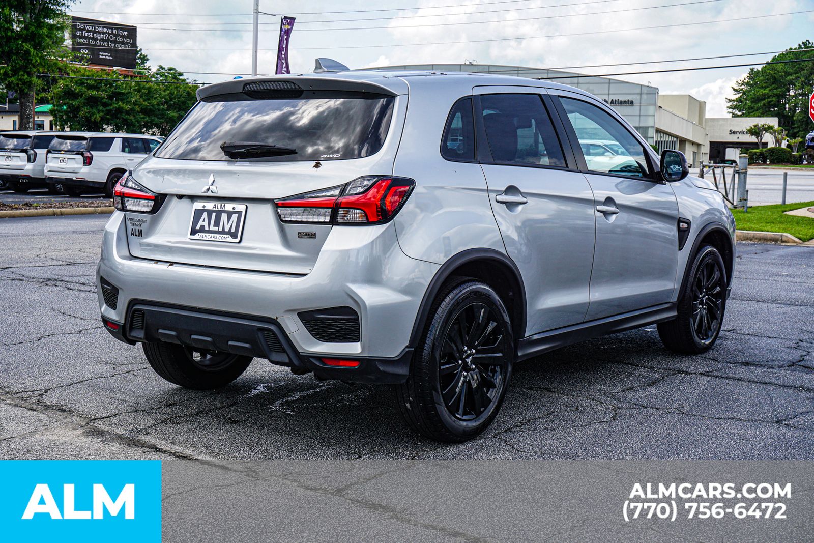 Used 2025 Silver Mitsubishi 2.0 SE image 6