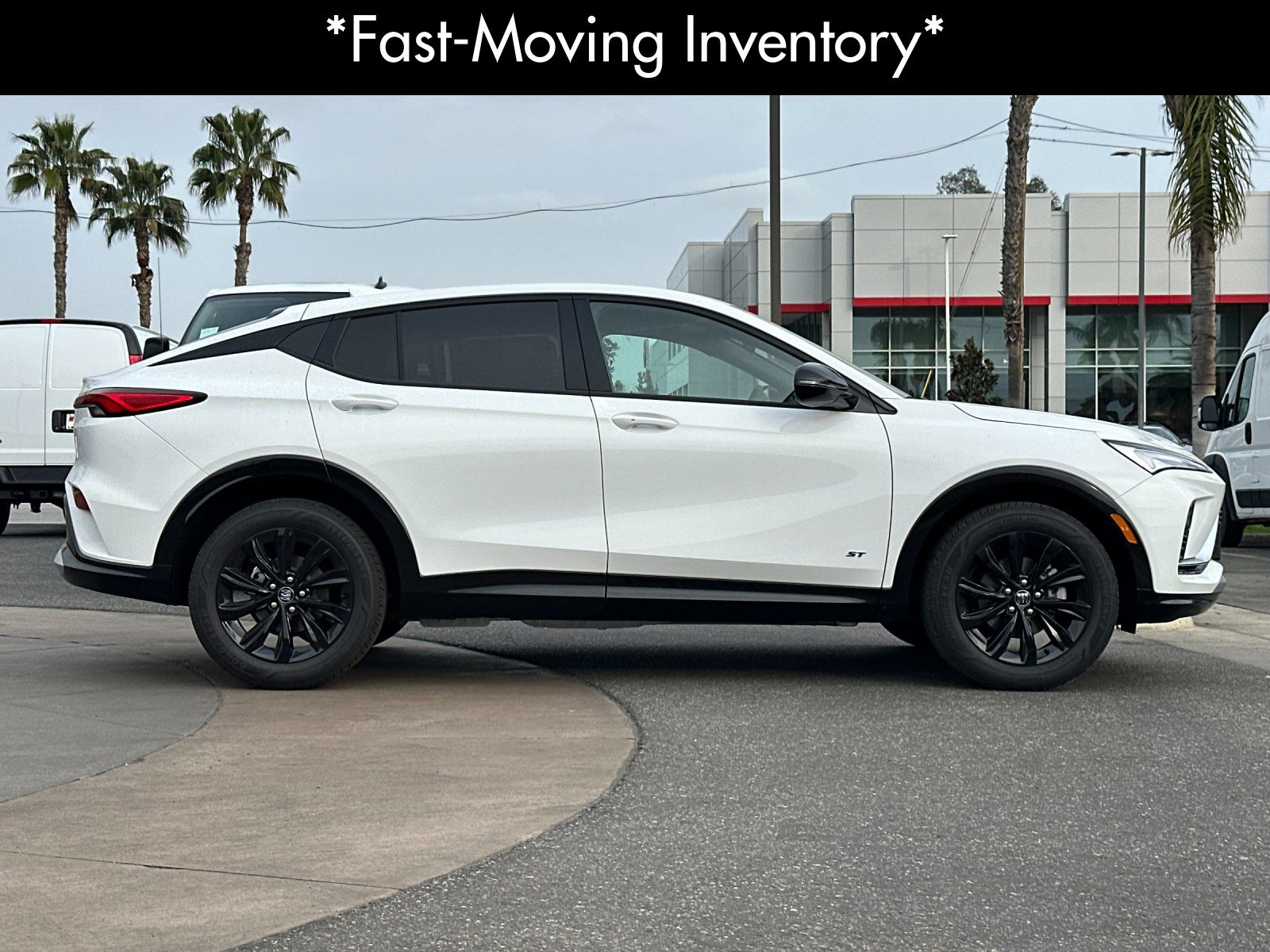 View vehicle photo 3