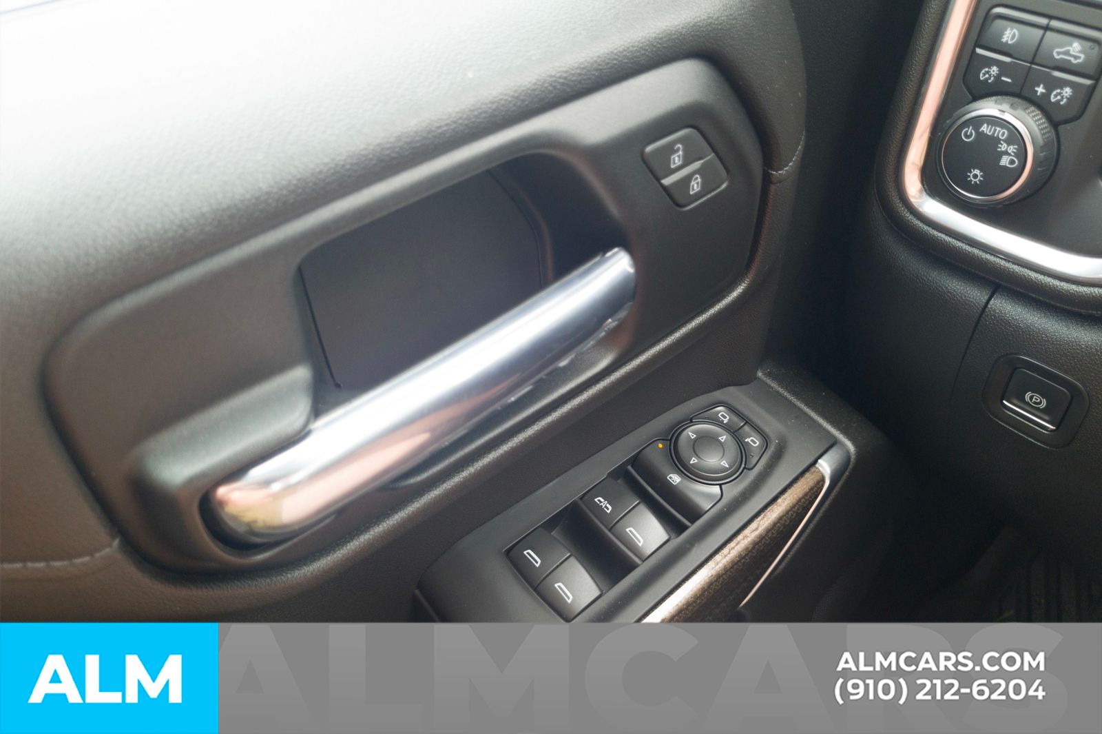 Used 2021 Summit White Chevrolet LT Trail Boss image 17