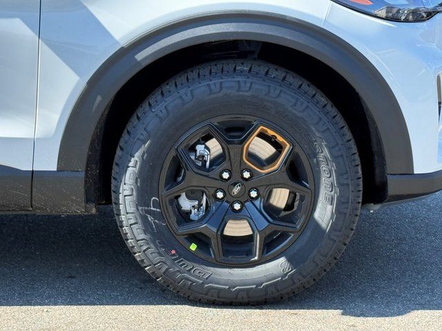New 2026 Star White Metallic Tri-Coat Ford Tremor image 5