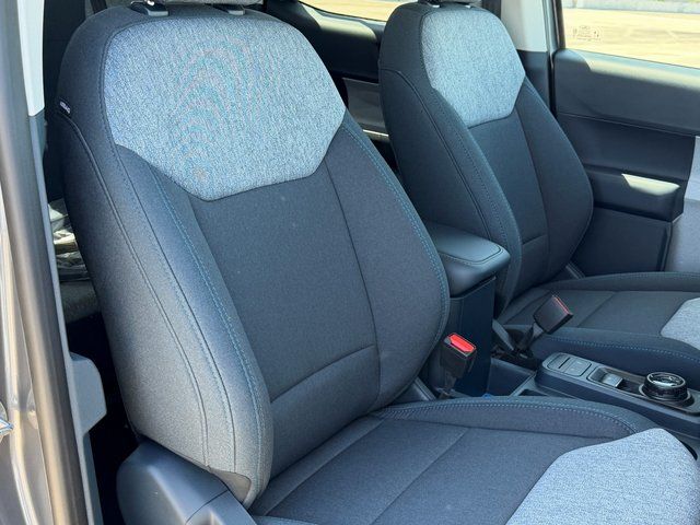 New 2026 Carbonized Gray Metallic Ford XLT image 6