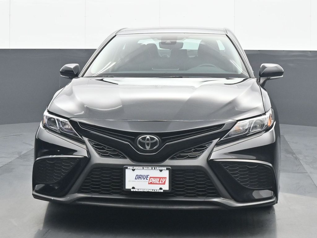 Midnight Black Metallic 2022 Toyota Camry SE Nightshade AWD Sedan All-Wheel Drive 8-Speed Automatic