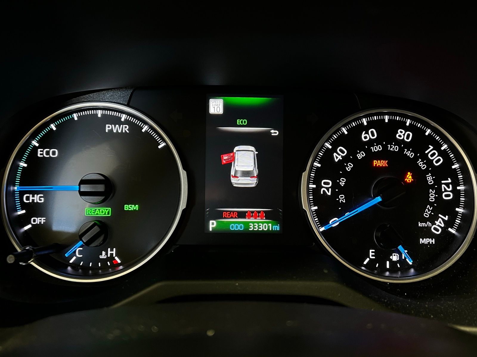 Thumbnail: 2022 Toyota RAV4 - 10