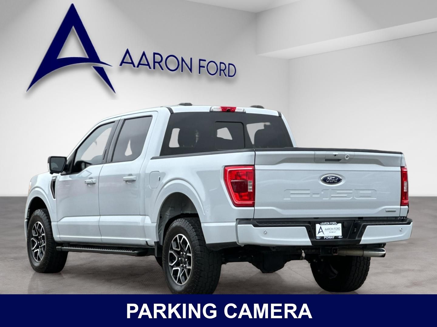 View vehicle photo 4