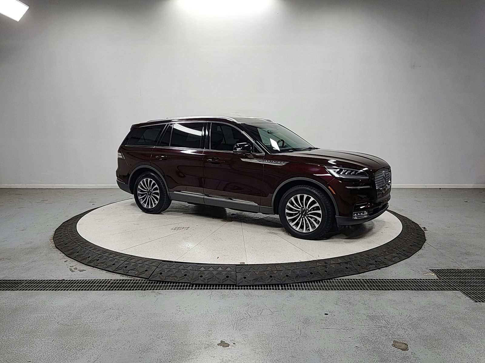Red (Burgundy Velvet) 2021 Lincoln Aviator SUV / Crossover All-Wheel Drive Automatic