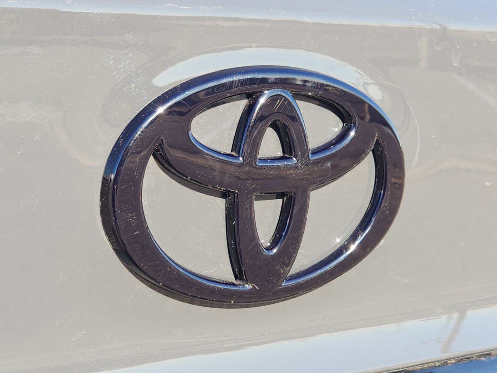 2025 Toyota Camry XSE 8