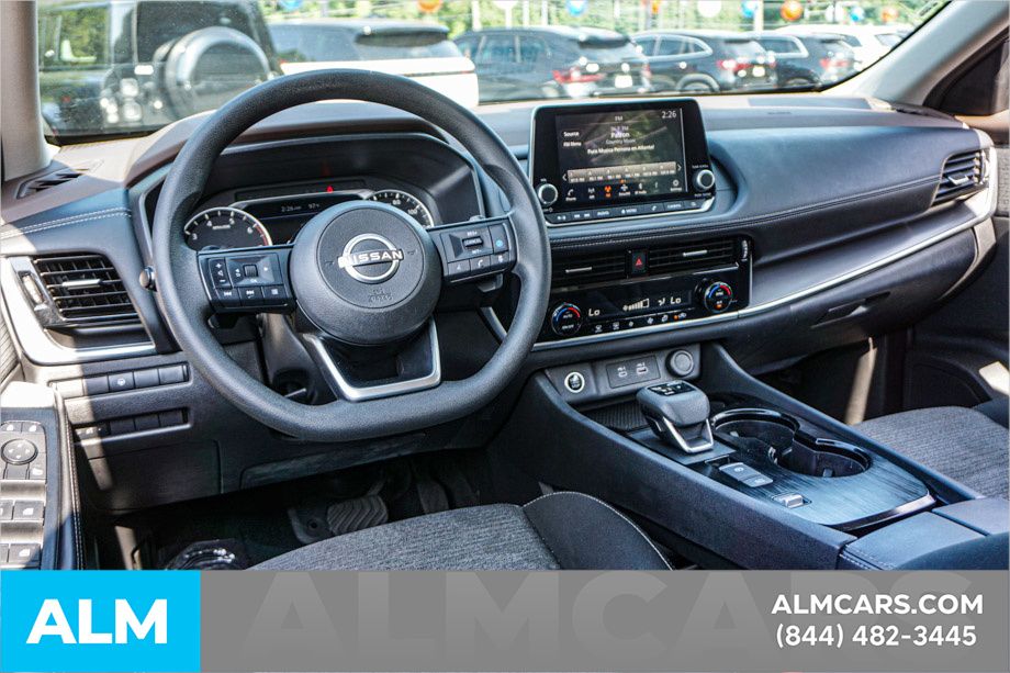 Used 2022 Gray Nissan SV image 26