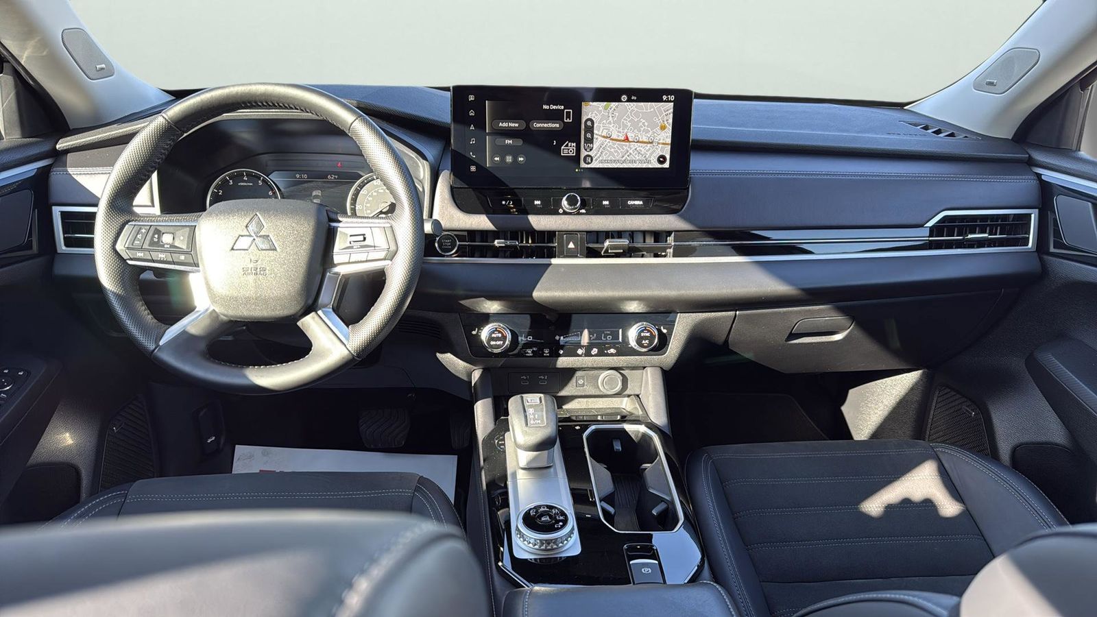 Used Car 2025 Mitsubishi Outlander  Se For Sale Under $30,000 In Austin, Texas