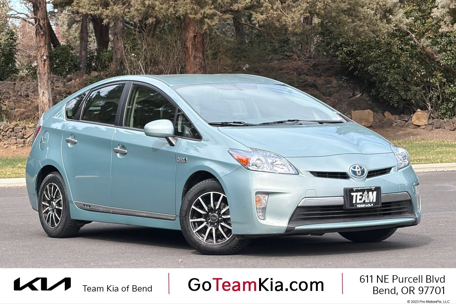 2014 Toyota Prius Plug-In Hybrid Advanced