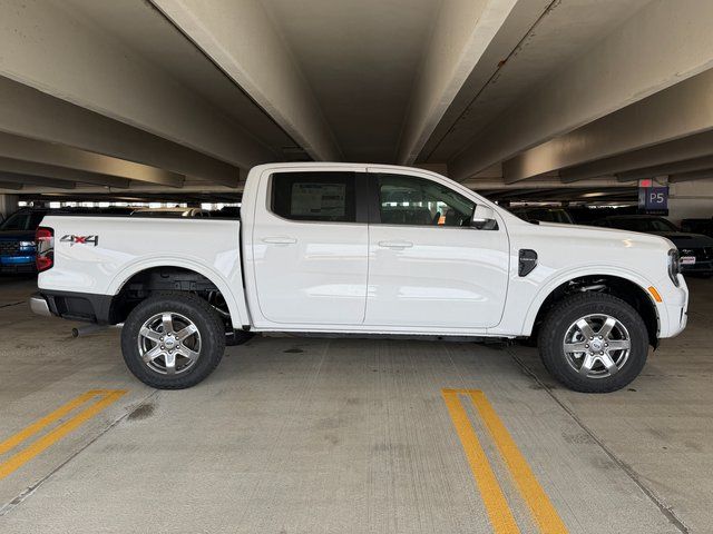 New 2025 Oxford White Ford Lariat image 8