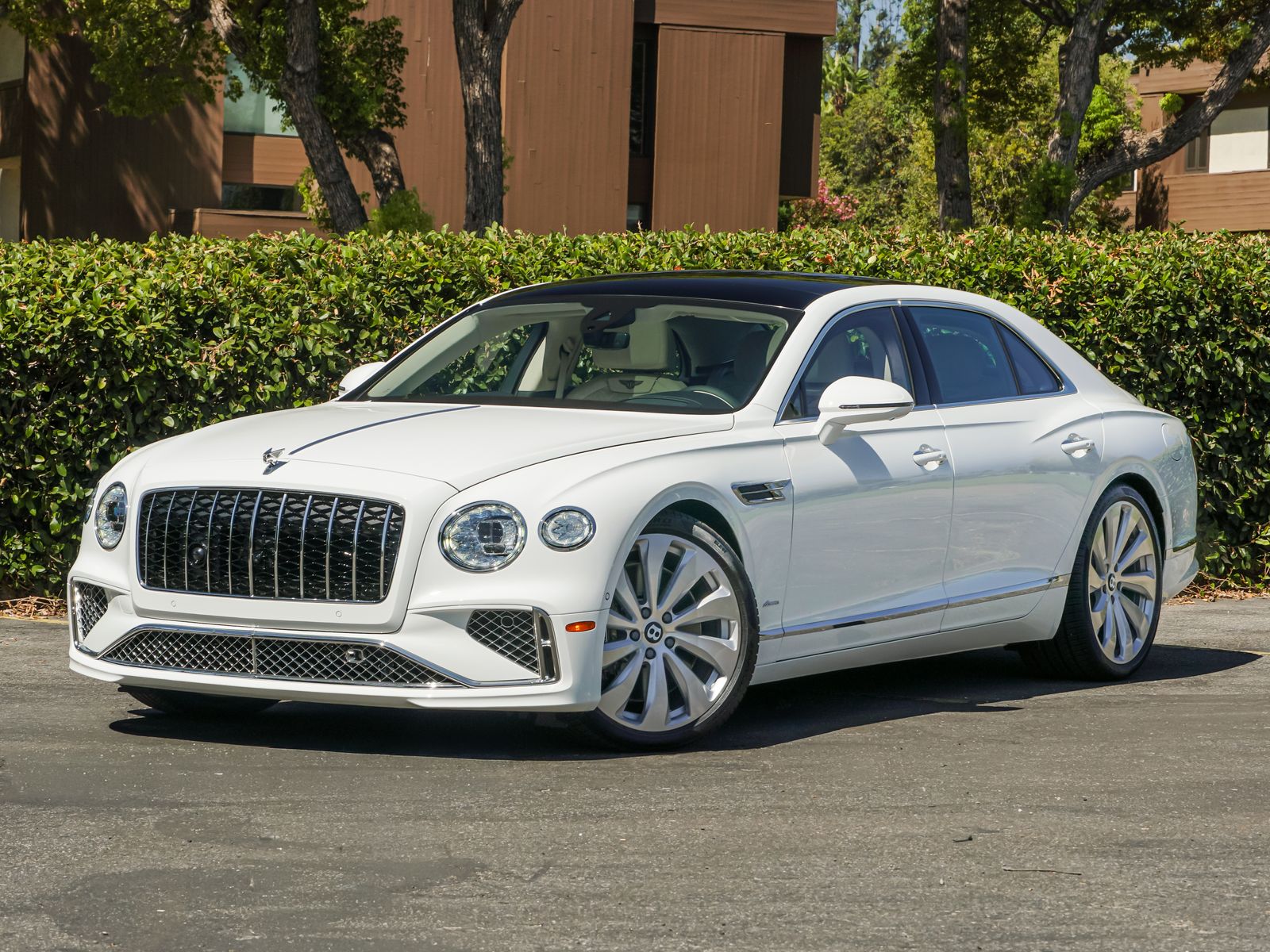 Glacier White 2026 Bentley Flying Spur Sedan All-Wheel Drive