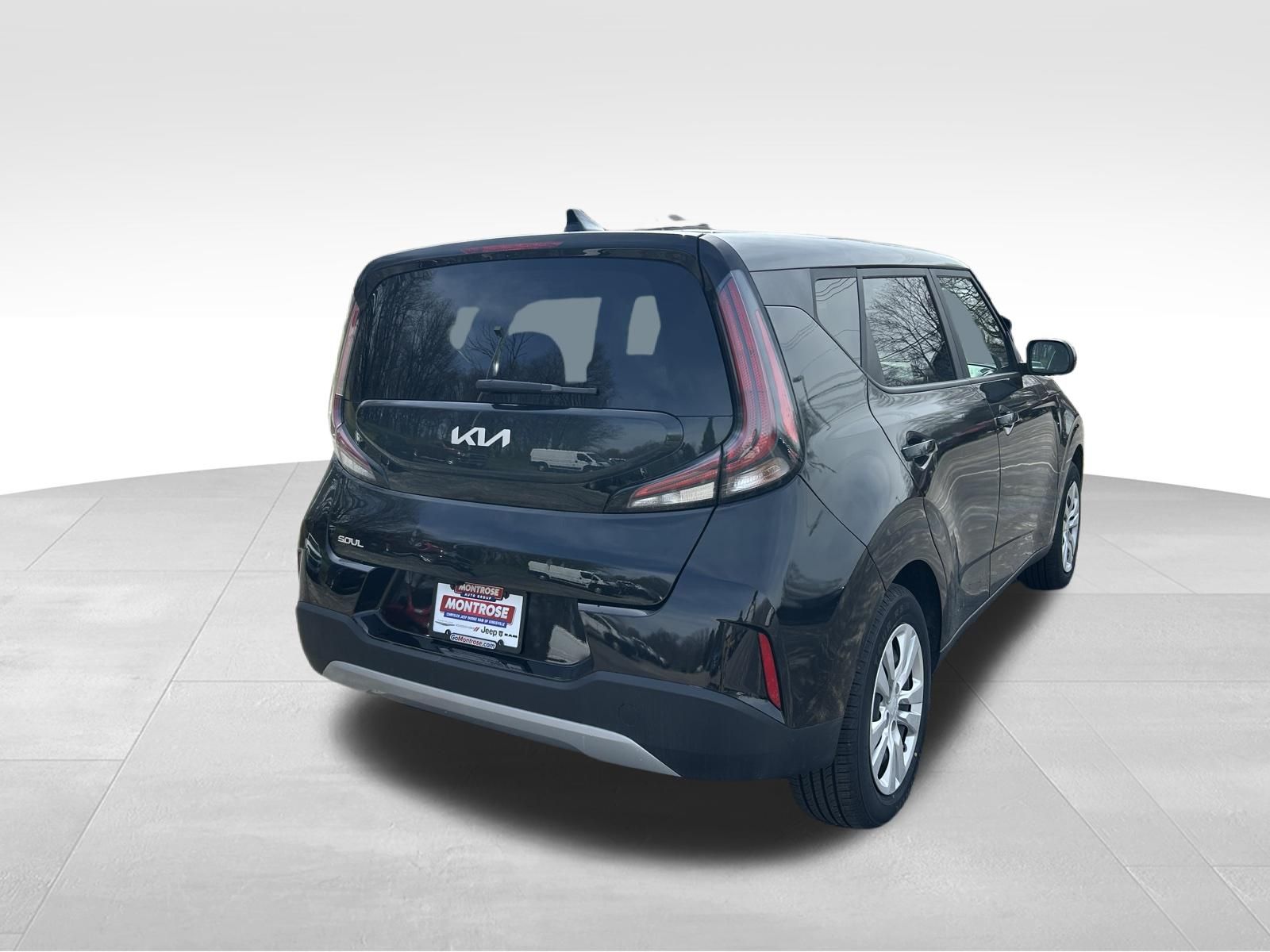 View vehicle photo 6