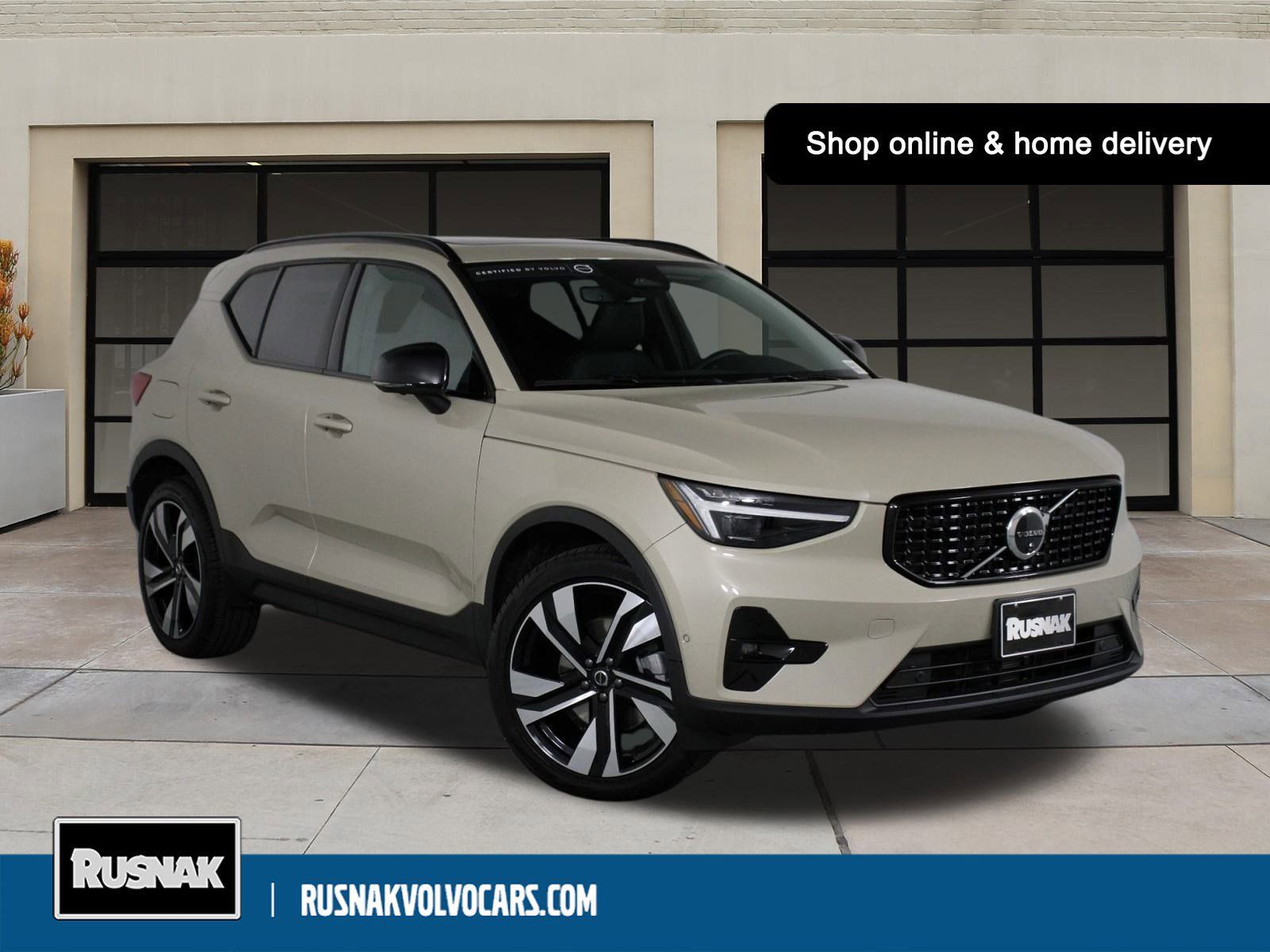 2026 Volvo XC40 B5 Ultra AWD