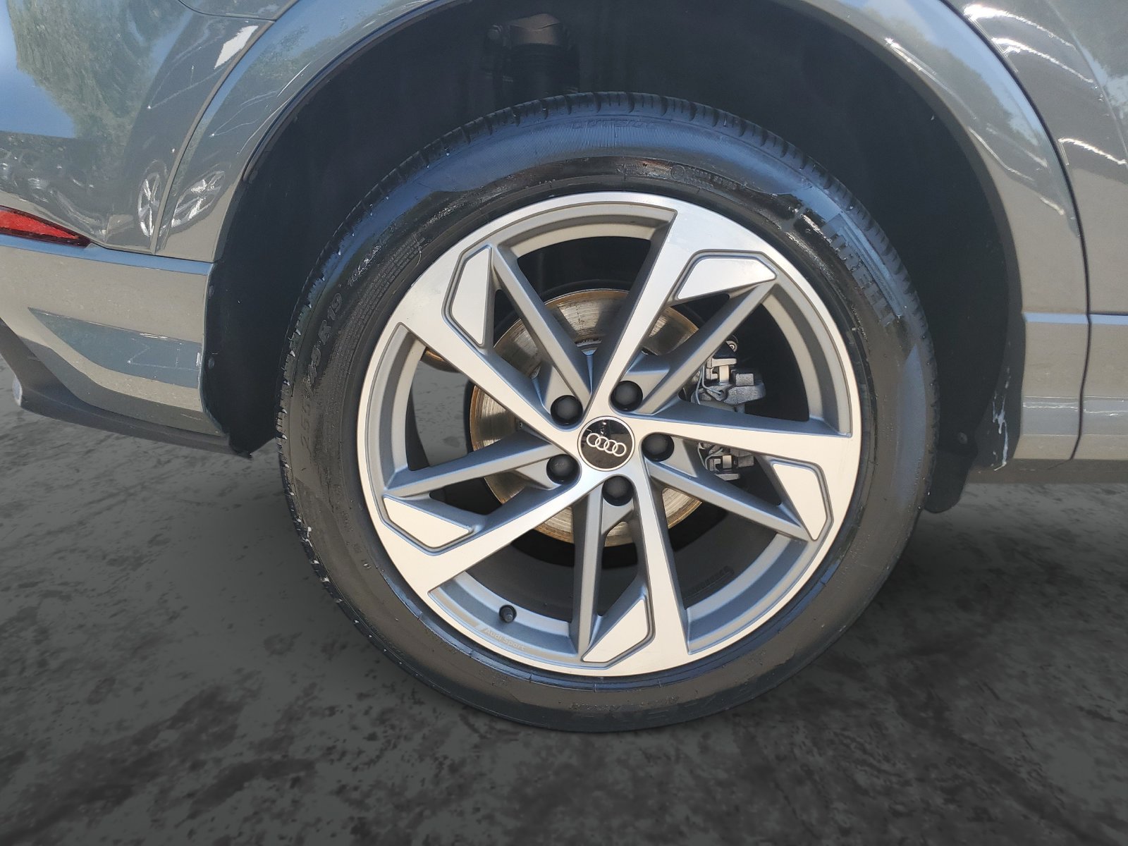 Vehicle photo