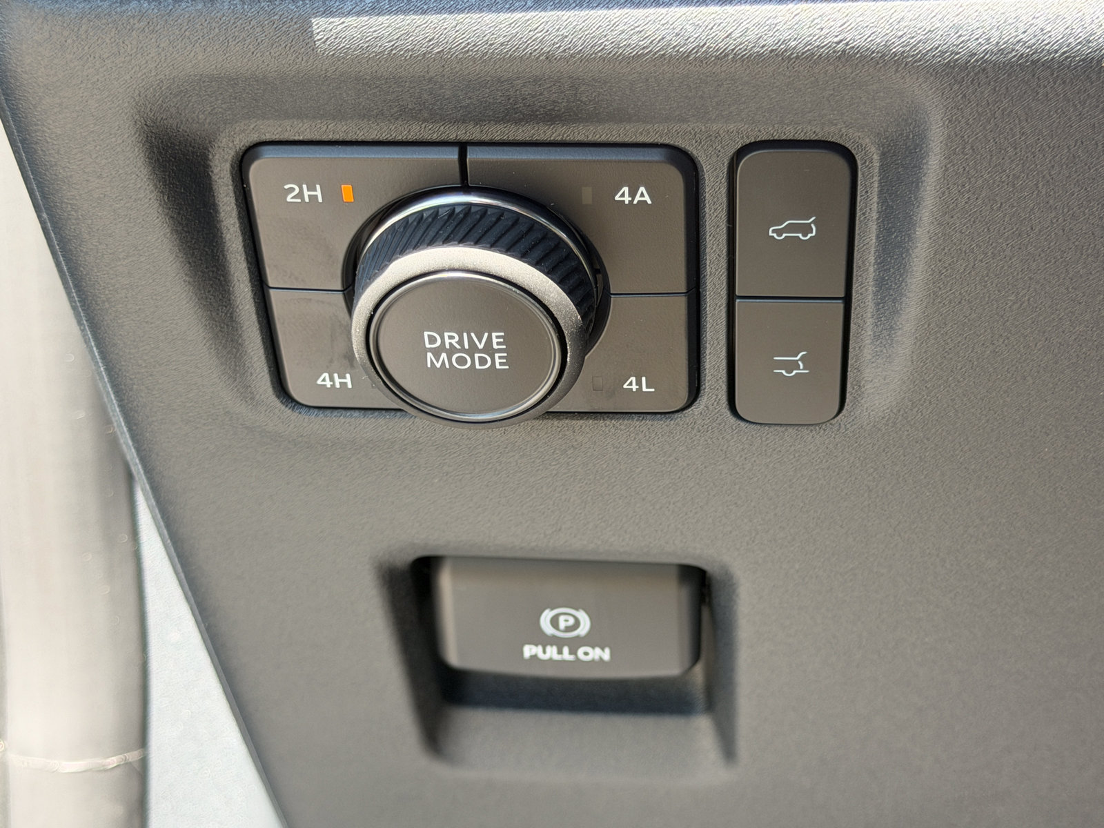 New 2027 Glacier Gray Metallic Tri-Coat Ford Active image 37