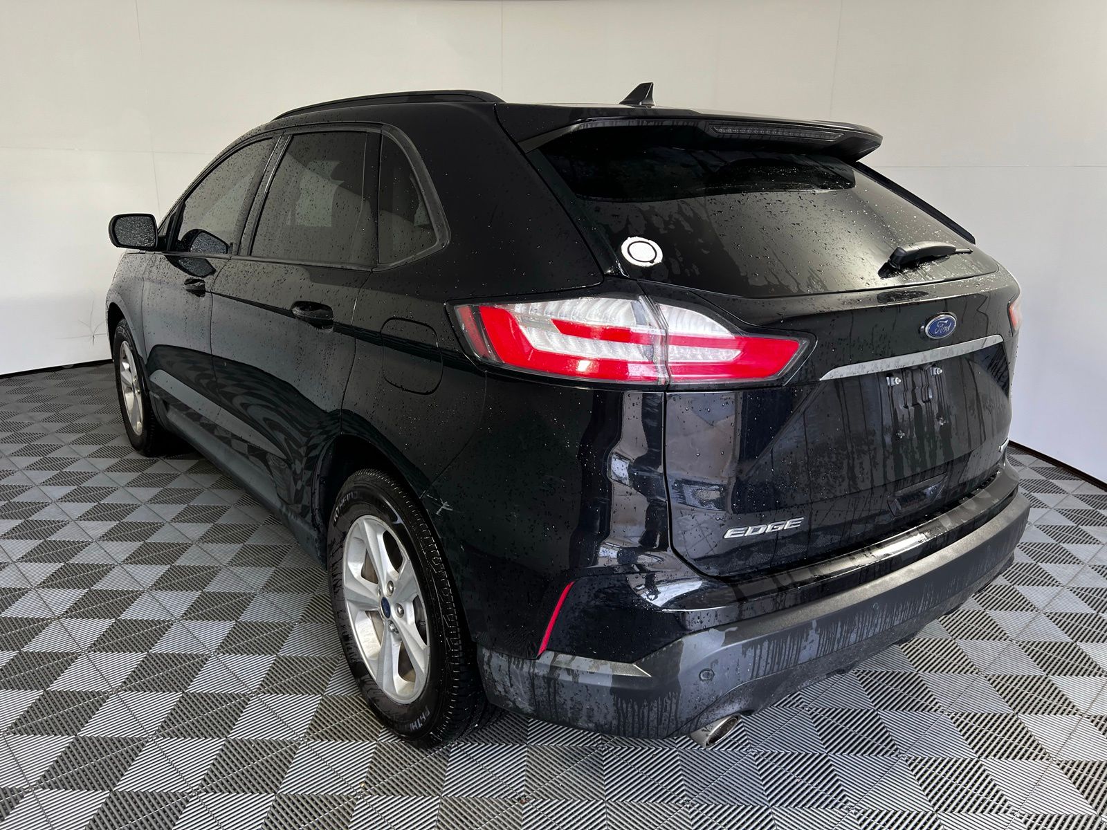 Thumbnail: 2020 Ford Edge - 7