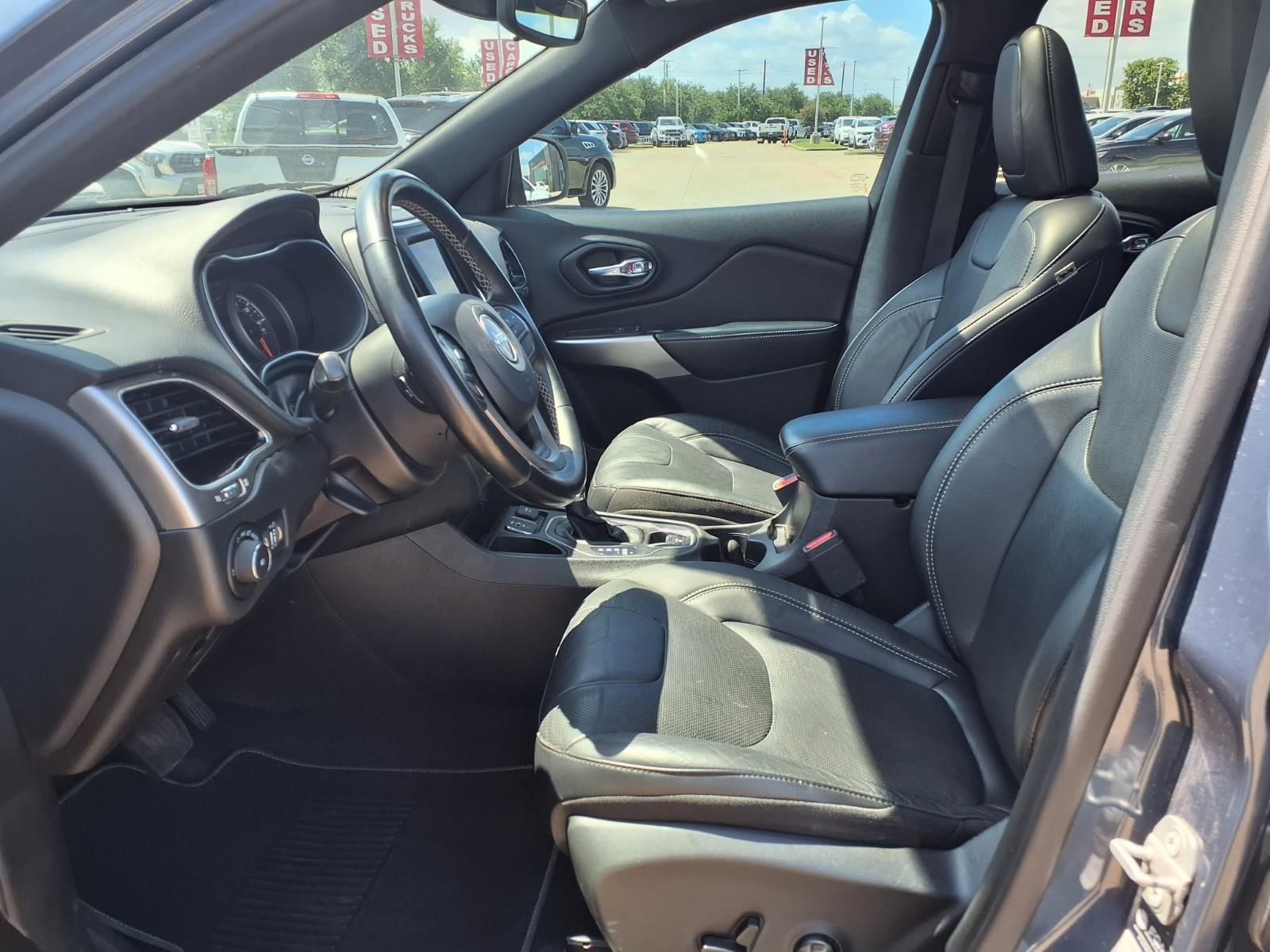2021 Jeep Cherokee Latitude Lux Blue at Community Toyota