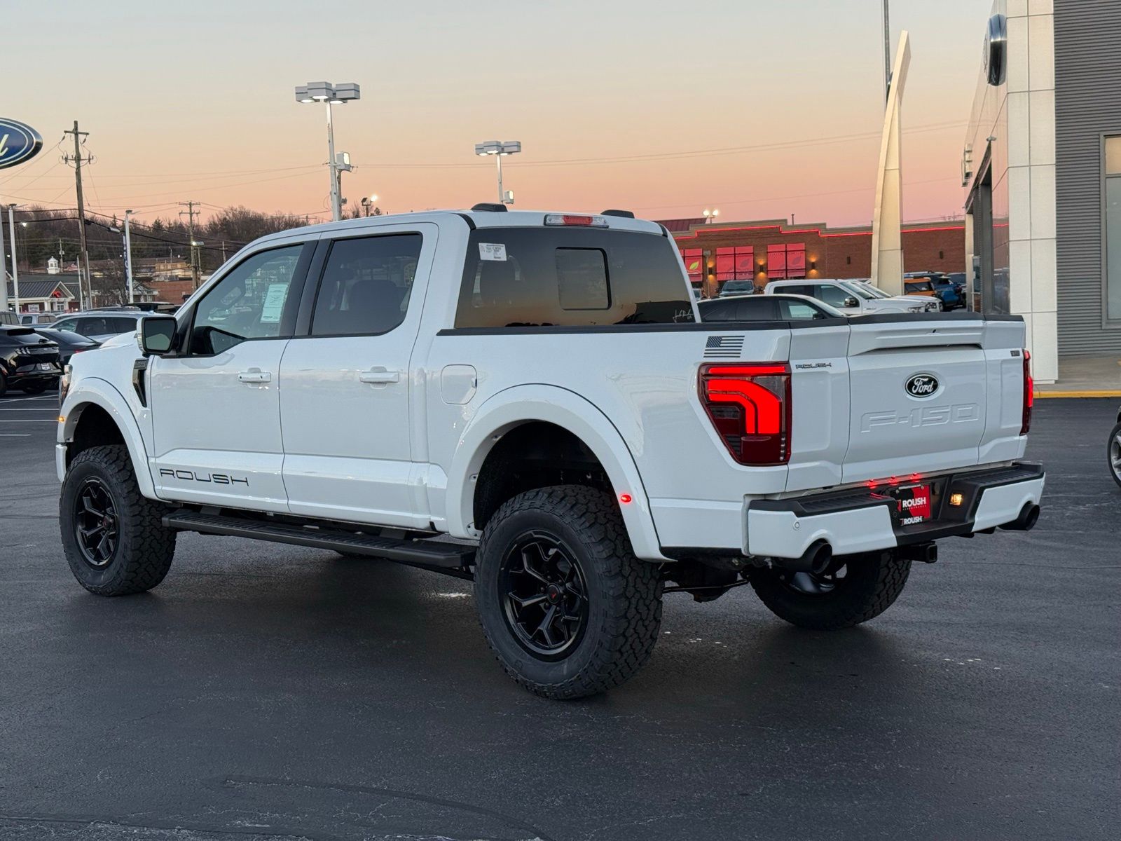 View vehicle photo 3