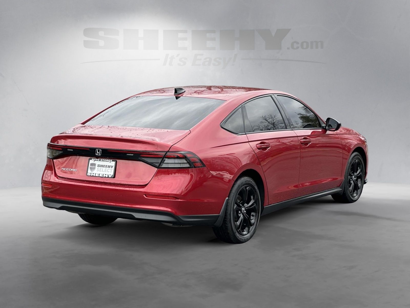 Used 2025 Red Honda SE image 12