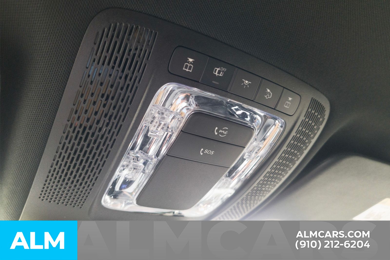 Used 2025 Polar White Mercedes-Benz GLA 250 image 35