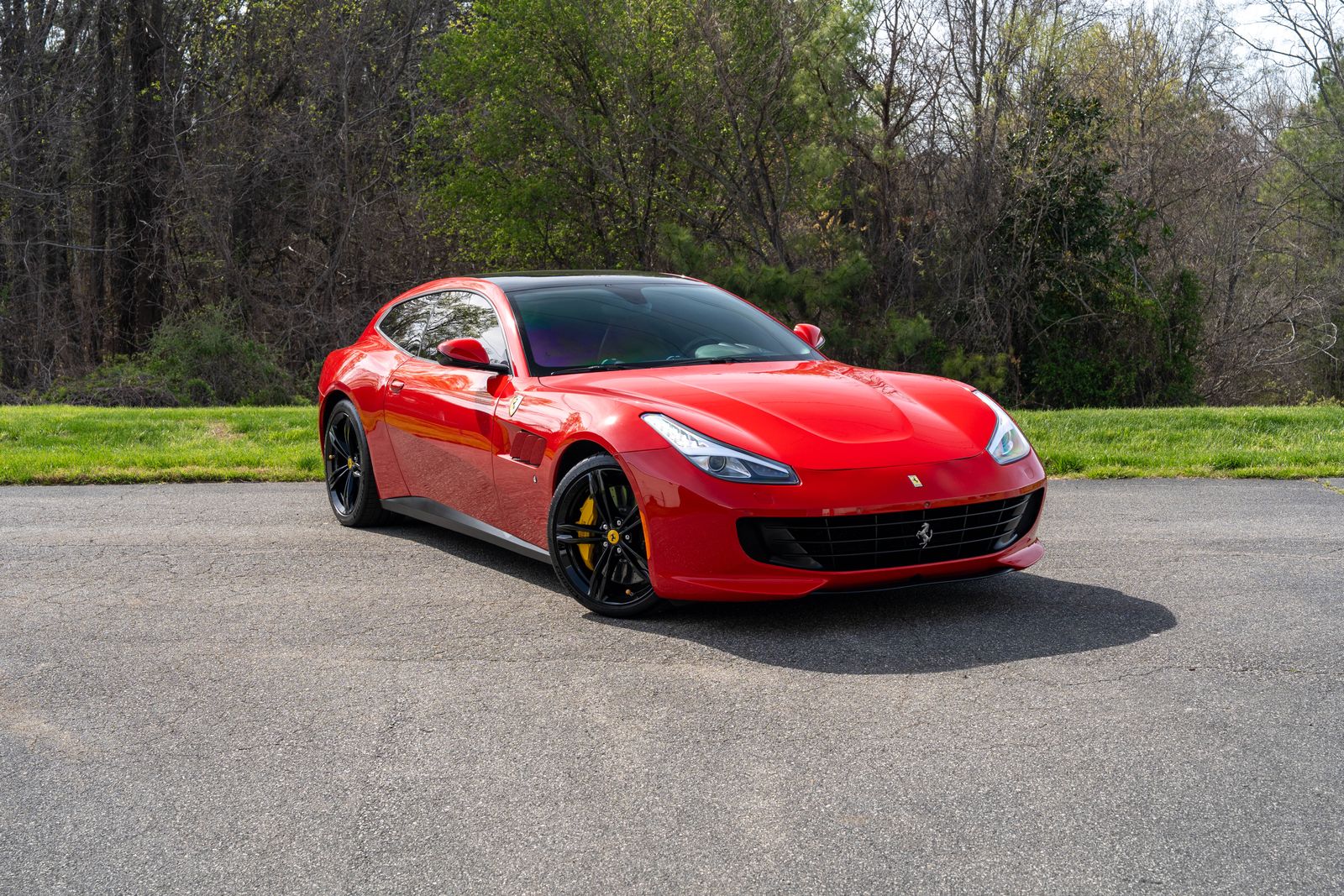 Rosso 2017 Ferrari GTC4Lusso AWD Coupe All-Wheel Drive 7-Speed Automatic
