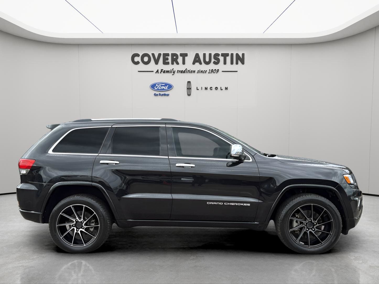 Used Car 2015 Jeep Grand Cherokee  Overland For Sale Under $20,000 In Austin, Texas