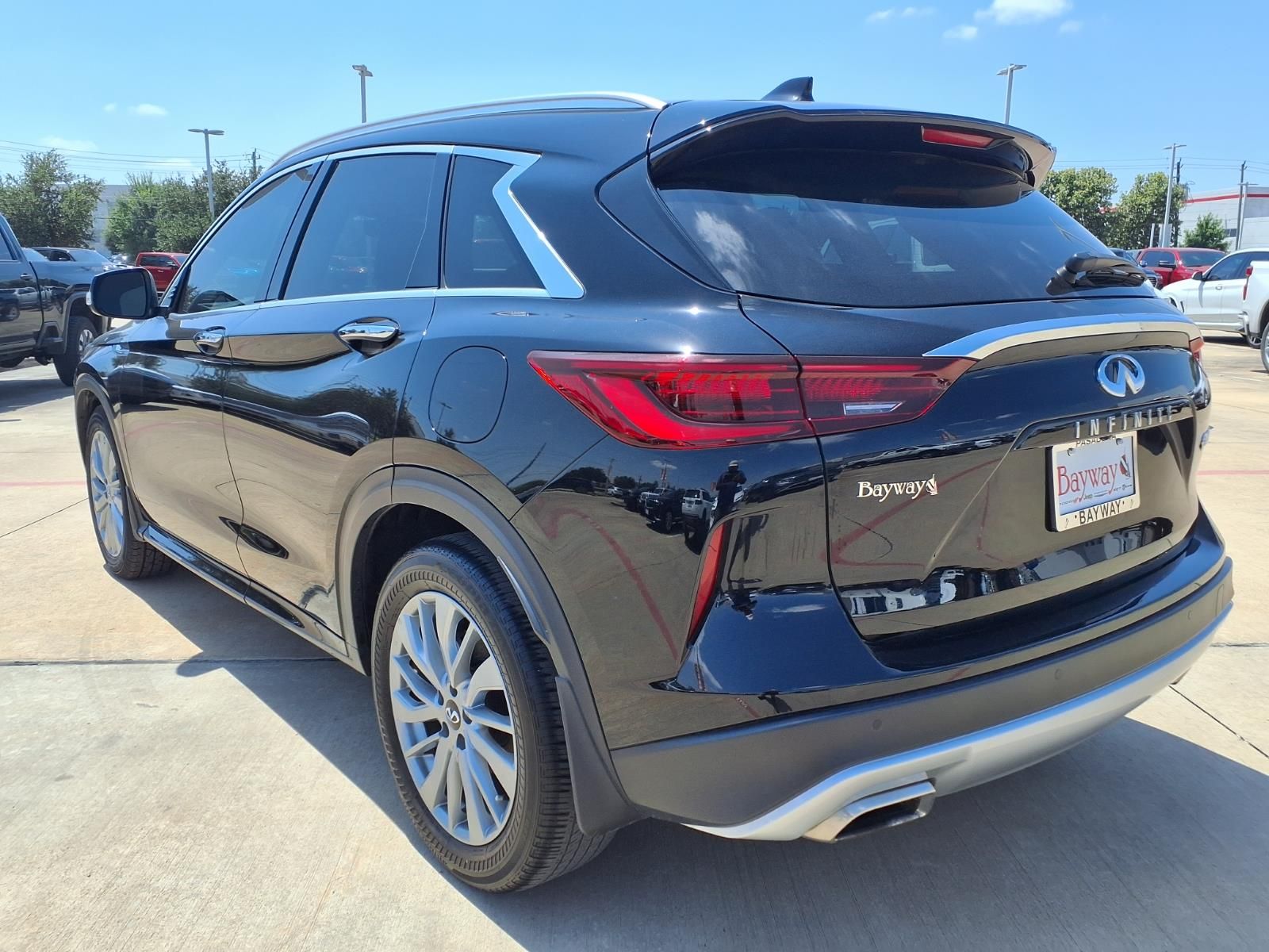 2023 INFINITI QX50 LUXE Black at South Houston Nissan