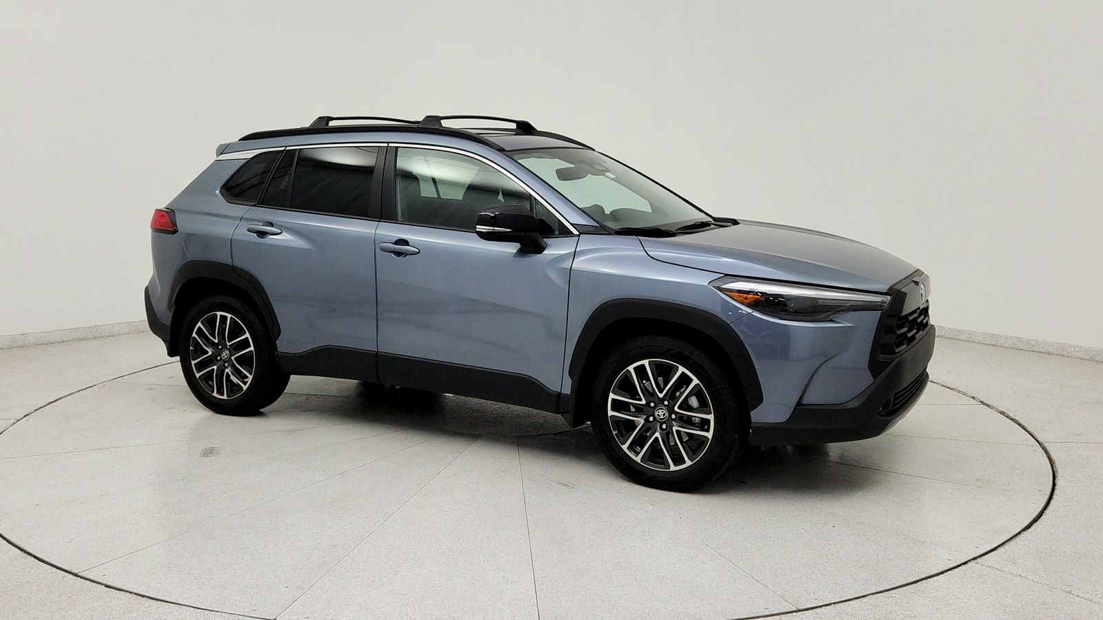 Used 2026  Toyota XLE image 9