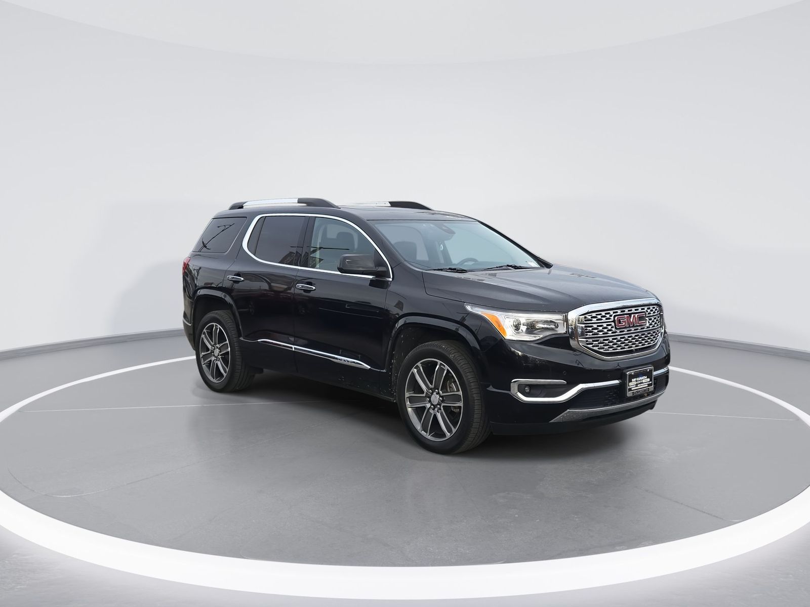 2018 GMC Acadia Denali 2