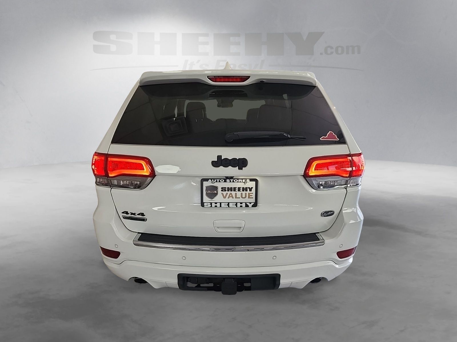 Used 2014 Bright White Clearcoat Jeep Overland image 13