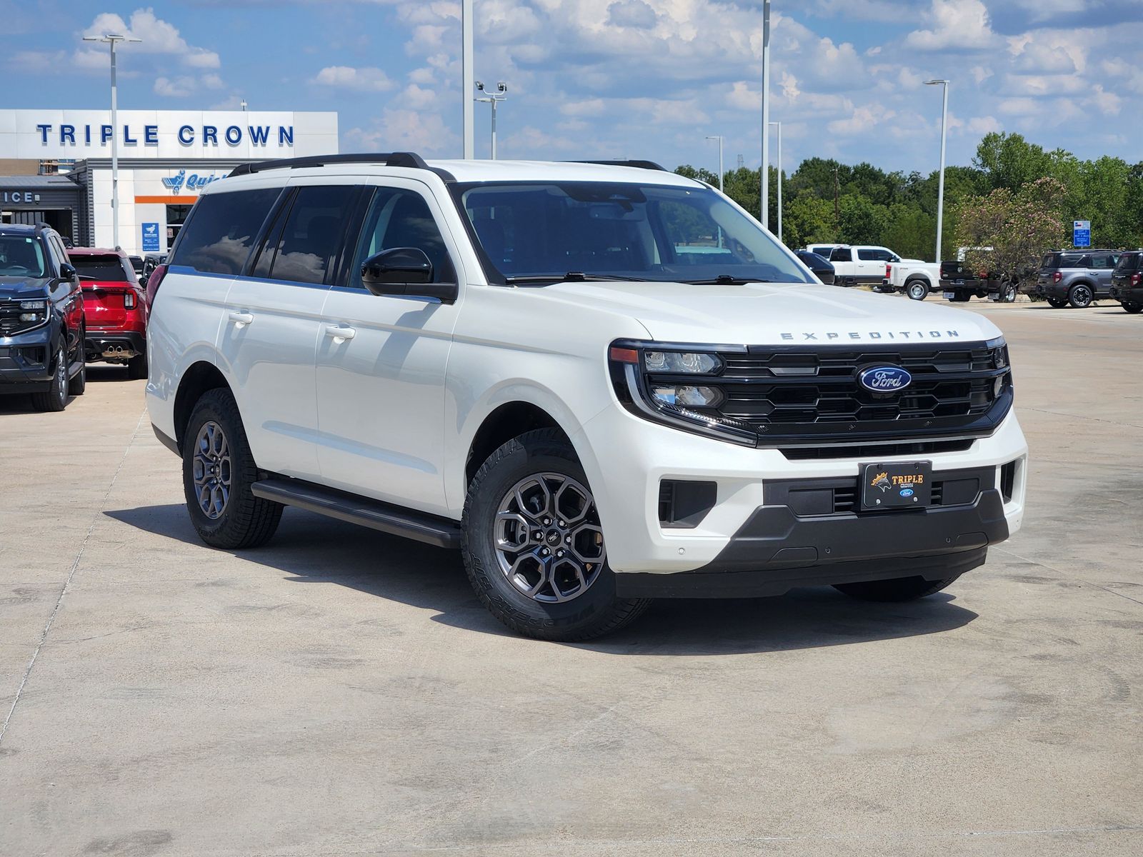 White Metallic 2025 Ford Expedition SUV / Crossover Four-Wheel Drive Automatic