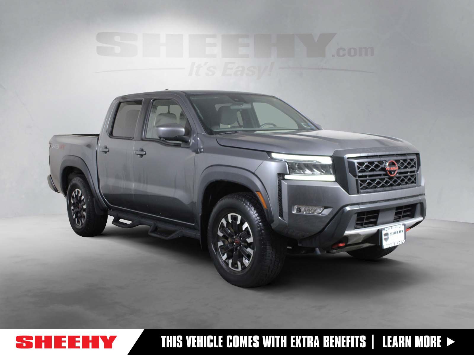 2023 Nissan Frontier PRO-4X Crew Cab 4WD