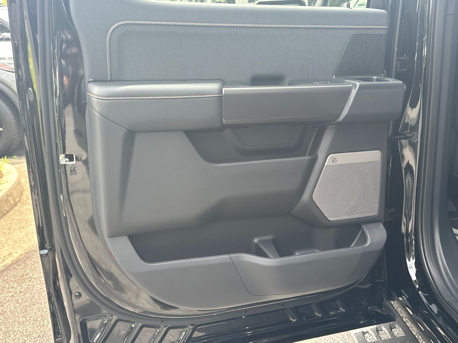 New 2026 Agate Black Metallic Ford Tremor® image 21