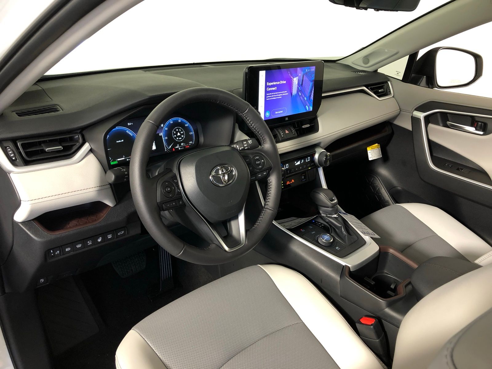 2025 Toyota RAV4 Limited 9