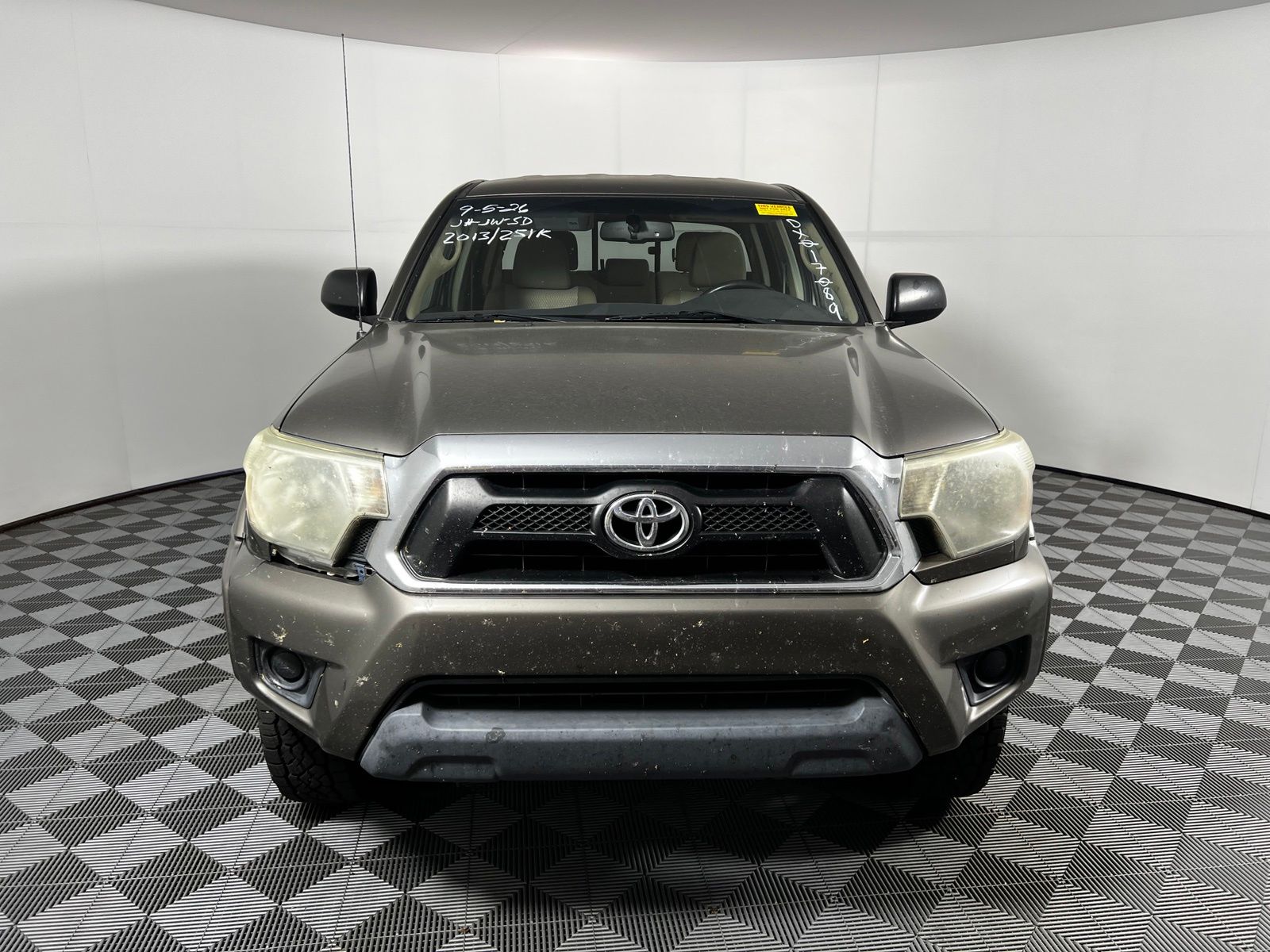 Thumbnail: 2013 Toyota Tacoma - 2