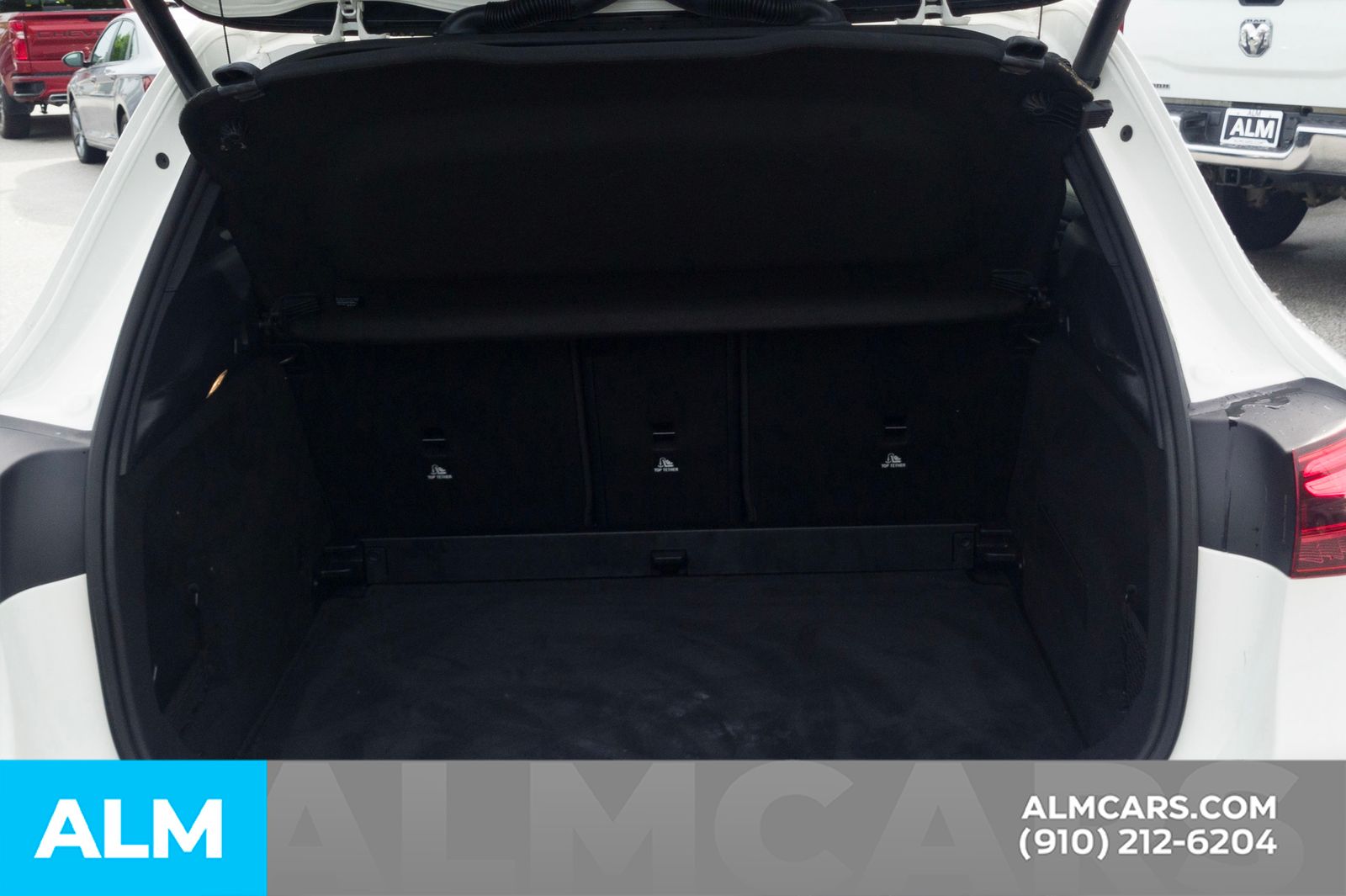 Used 2025 Polar White Mercedes-Benz GLA 250 image 8