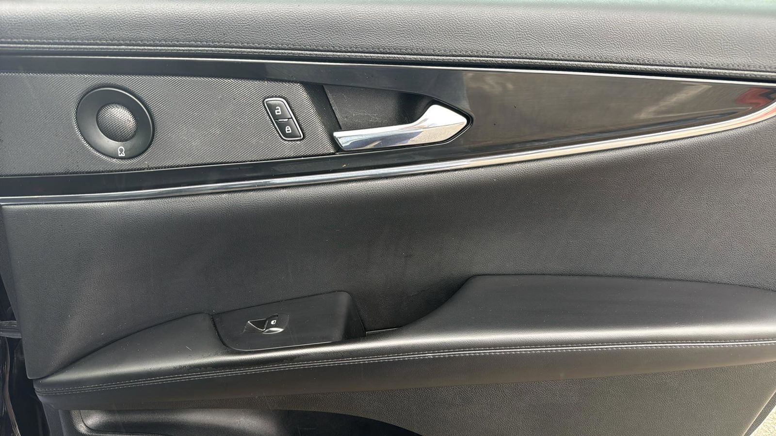 Used Car 2022 Lincoln Nautilus  Reserve For Sale Under $40,000 In Austin, Texas