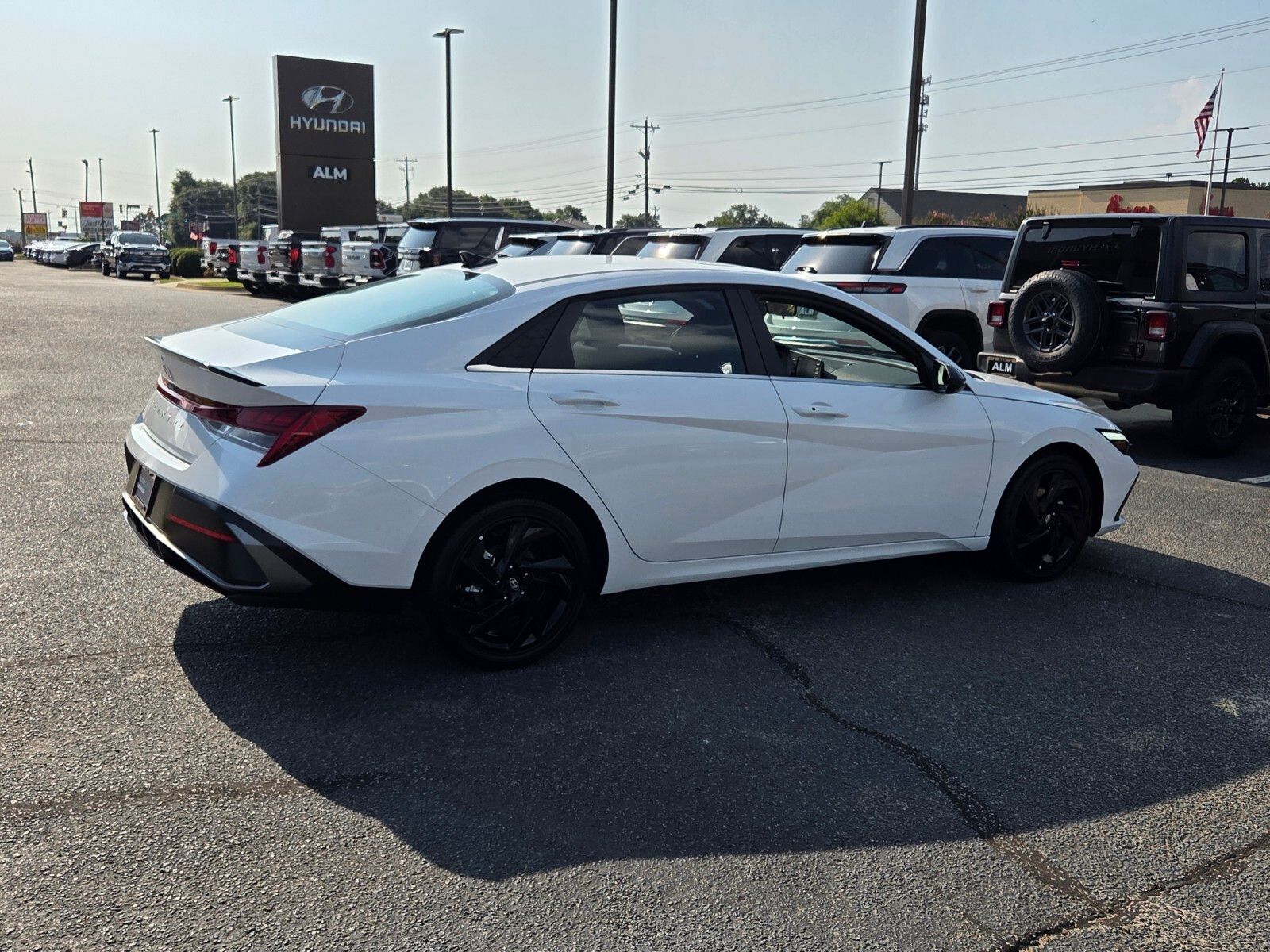 Used 2026 White Hyundai SEL Sport image 12