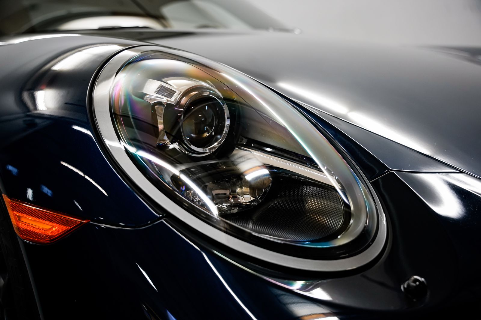 2018 Porsche 911 Carrera GTS — photo 38